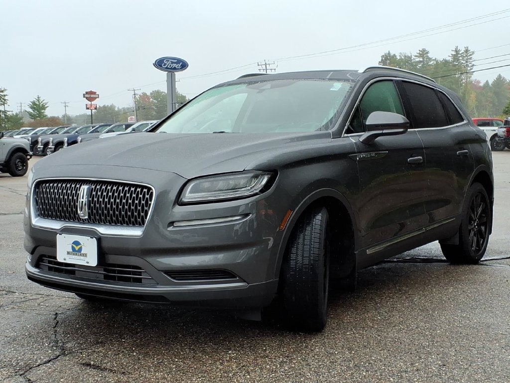 Used 2023 Lincoln Nautilus Reserve w/ Monochromatic Package AWD/4WD image 7