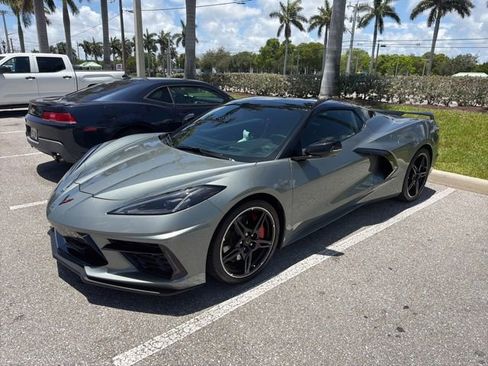Used 2022 Chevrolet Corvette Stingray Preferred Conv w/ Z51 Performance Package RWD image 1