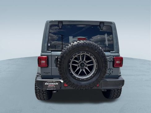 Used 2024 Jeep Wrangler Unlimited Sahara w/ Technology Group AWD/4WD image 7