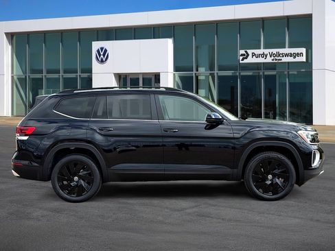 New 2026 Volkswagen Atlas SE FWD image 9