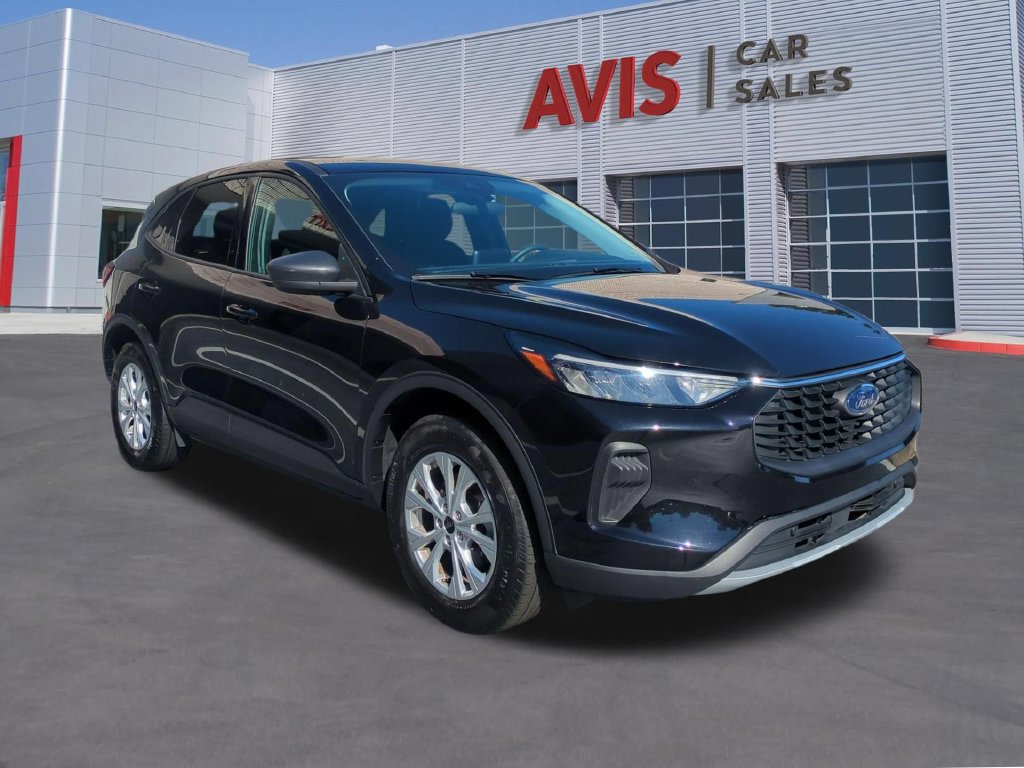 Used 2025 Ford Escape Active AWD/4WD image 3