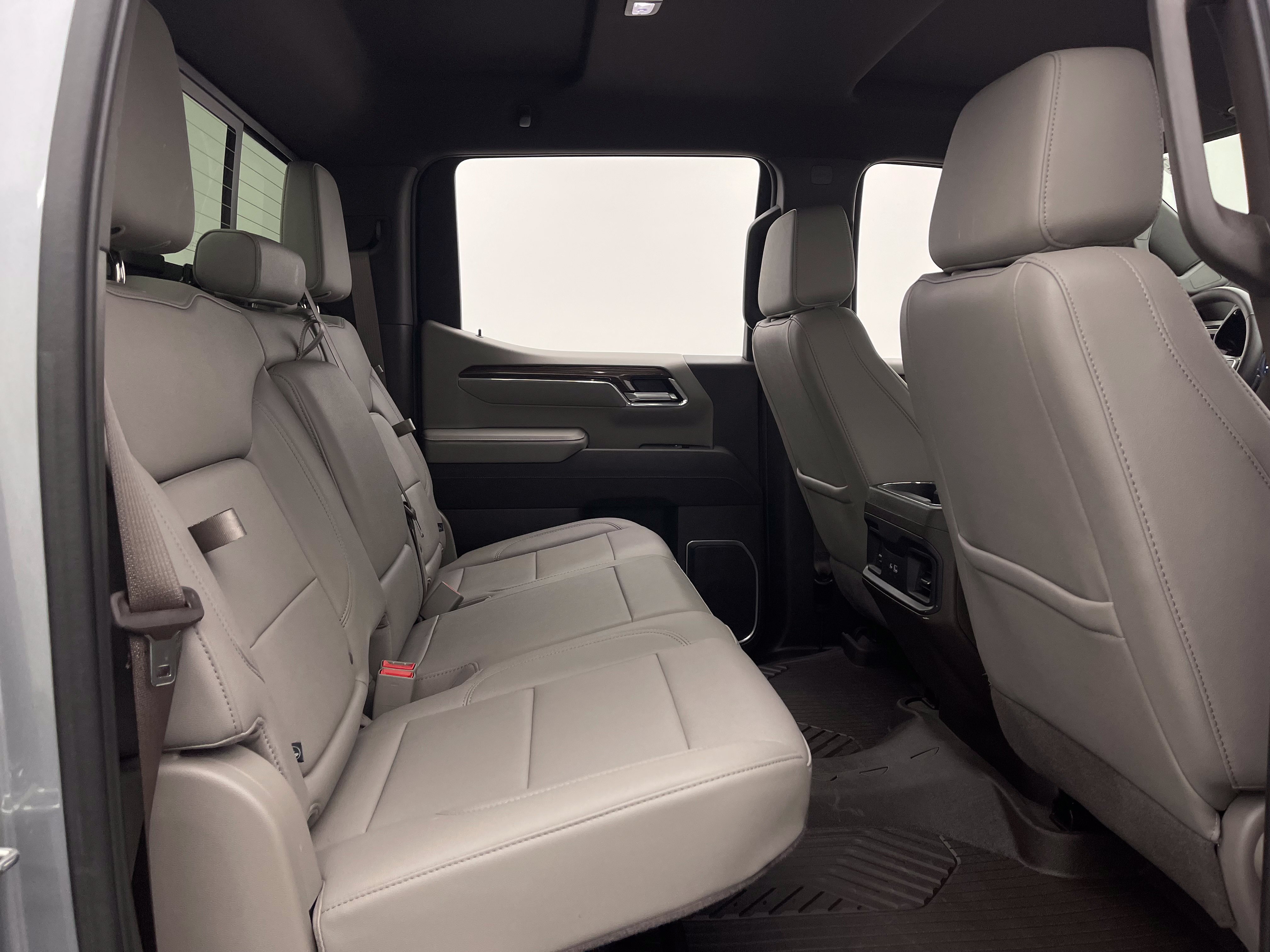 Used 2024 Chevrolet Silverado 1500 RST AWD/4WD image 36