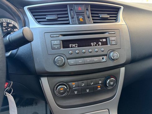 Used 2013 Nissan Sentra SV FWD image 24