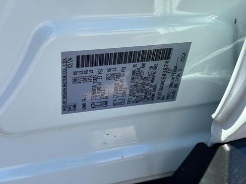 Used 2024 Nissan Rogue SV image 24