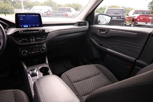 Certified 2025 Ford Escape Active FWD image 27