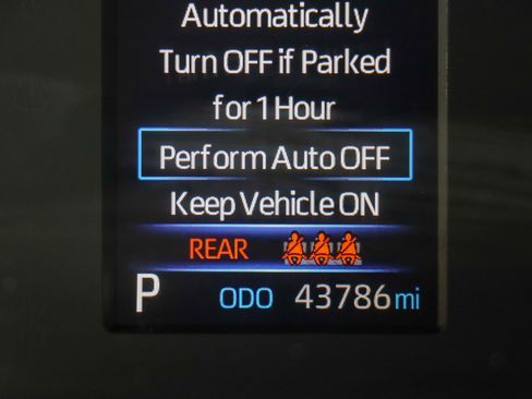 Used 2024 Toyota Tundra SR5 w/ SR5 Convenience Package AWD/4WD image 17
