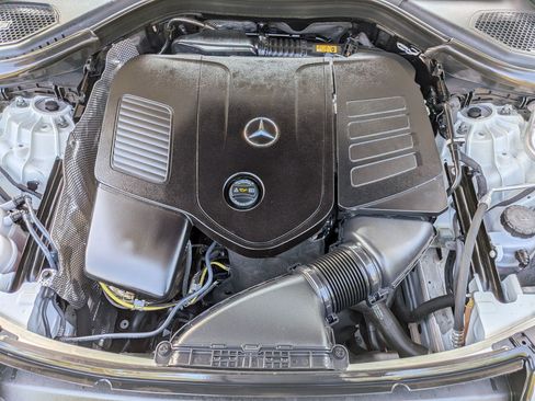 Certified 2025 Mercedes-Benz GLC 300 4MATIC w/ AMG Line image 34