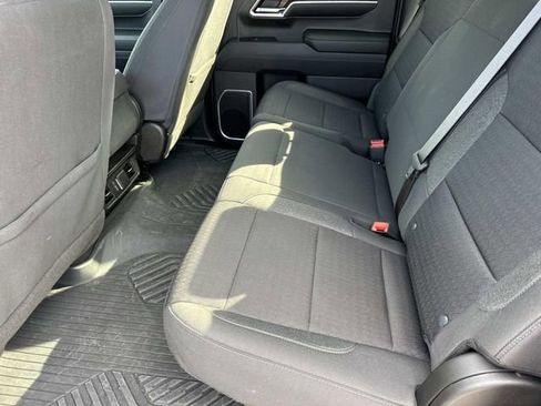 Used 2024 Chevrolet Silverado 1500 LT image 17