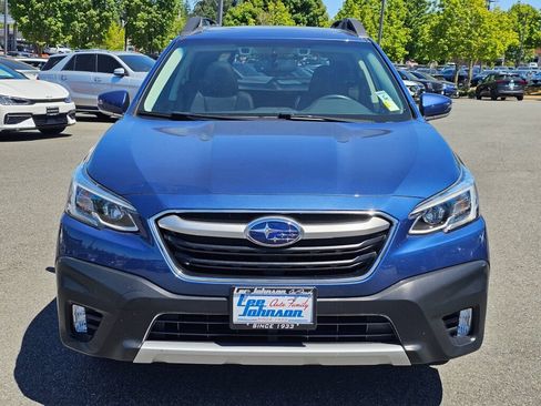 Used 2020 Subaru Outback Limited w/ Popular Package #2 AWD/4WD image 2