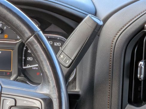 Used 2023 GMC Sierra 2500 AT4 image 18