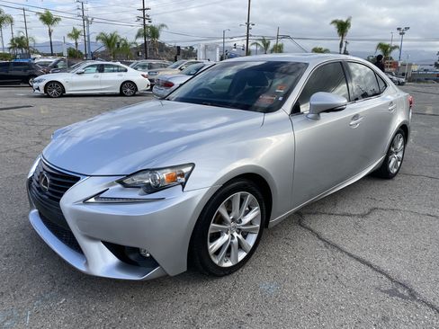 Used 2016 Lexus IS 200t RWD image 2