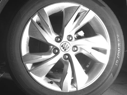 Used 2025 Buick Encore GX Preferred AWD/4WD image 11
