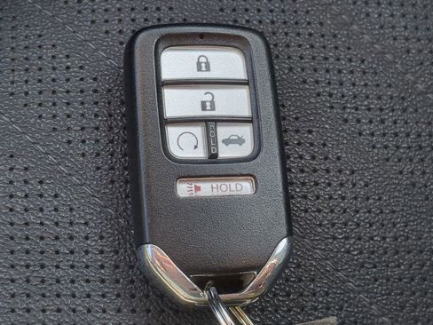 Used 2020 Honda Accord EX-L image 25