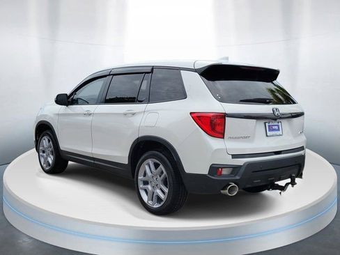 Used 2025 Honda Passport EX-L image 4