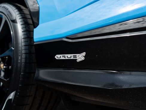 Used 2023 Lamborghini Urus S AWD/4WD image 17