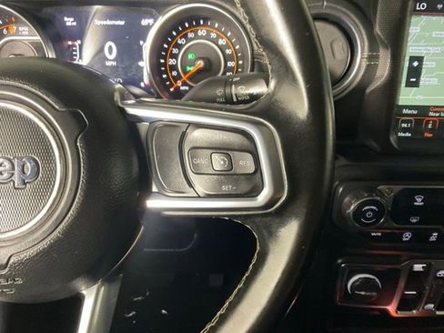 Used 2020 Jeep Gladiator Overland w/ Popular Equipment Package image 23