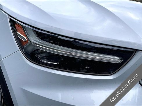 Used 2020 Volvo XC40 T5 Momentum w/ Premium Package AWD/4WD image 21