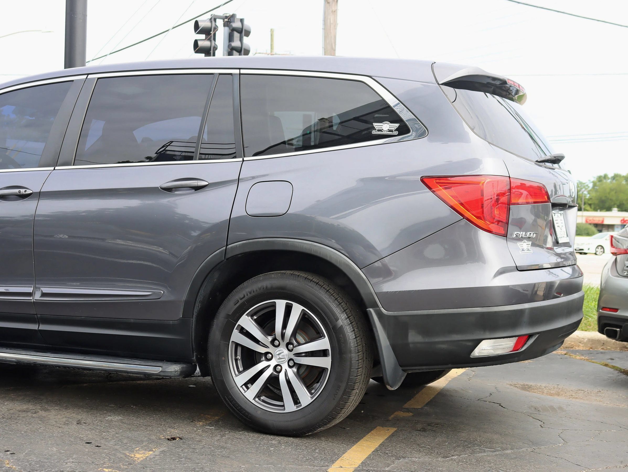 Used 2016 Honda Pilot EX-L image 11