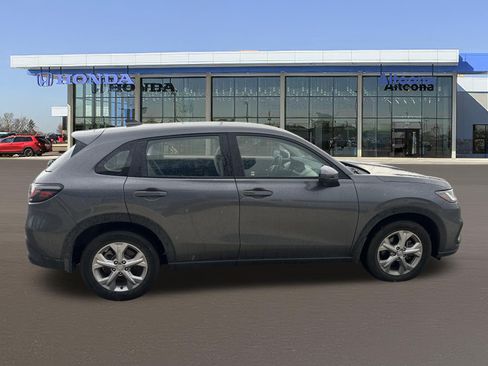 Used 2024 Honda HR-V LX image 5