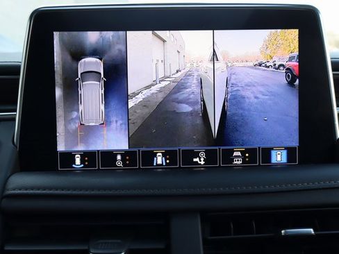 Used 2021 Chevrolet Suburban High Country image 29