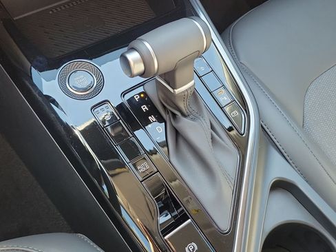 New 2026 Kia Niro EX FWD image 35