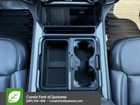 Certified 2025 Ford F450 Platinum AWD/4WD image 31