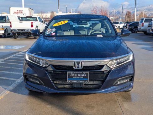 Used 2019 Honda Accord EX image 8