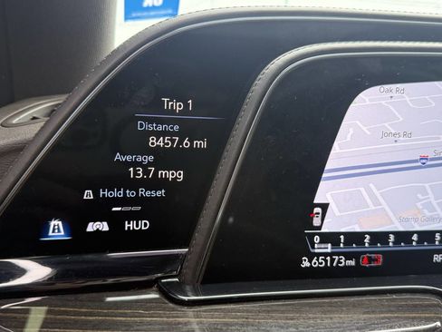 Used 2021 Cadillac Escalade Premium Luxury image 26