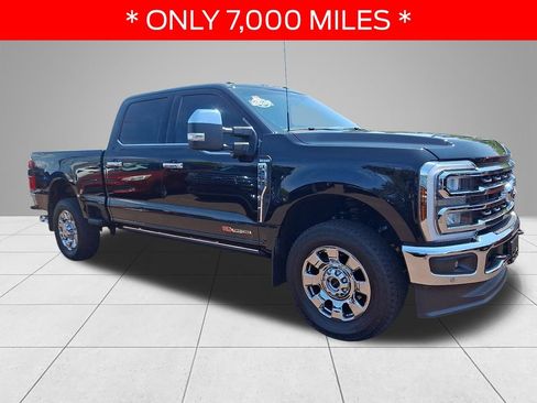 Used 2025 Ford F250 King Ranch w/ Chrome Package AWD/4WD image 3