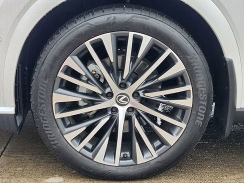 Used 2024 Lexus RX 350 Premium Plus w/ Convenience Package FWD image 9
