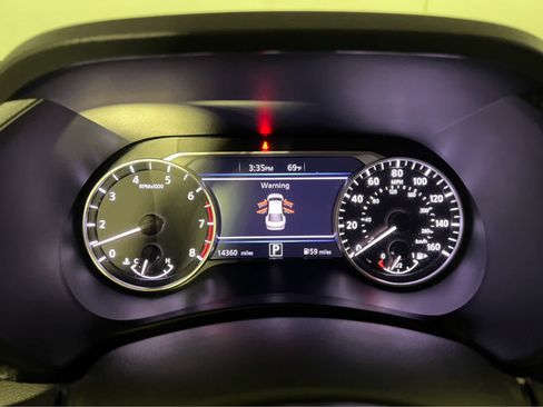 Certified 2024 Nissan Sentra SV FWD image 16