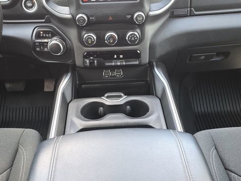 Used 2021 RAM 1500 Big Horn AWD/4WD image 19