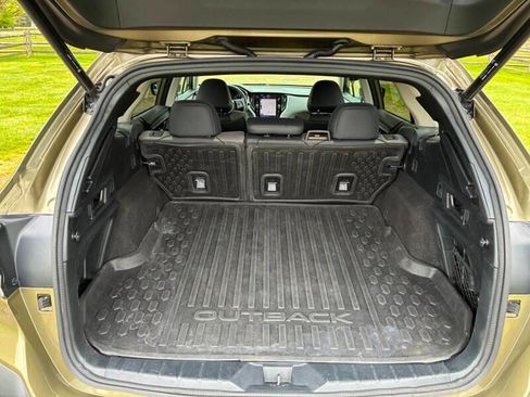Used 2021 Subaru Outback Onyx Edition XT w/ Popular Package #2 AWD/4WD image 16
