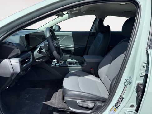 New 2026 Kia K4 EX image 10