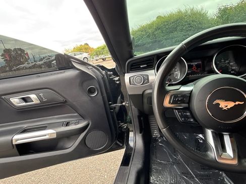 Used 2019 Ford Mustang GT RWD image 24
