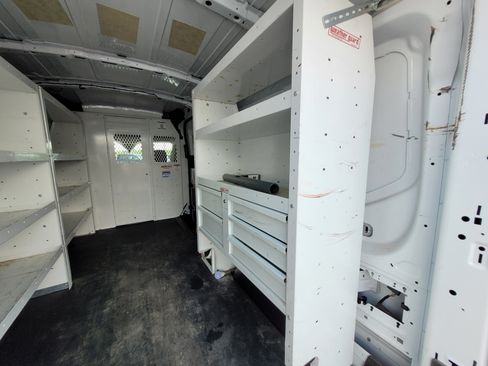 Used 2020 Ford Transit 250 Medium Roof RWD image 19