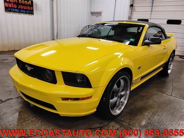 Used 2005 Ford Mustang GT Premium RWD image 4