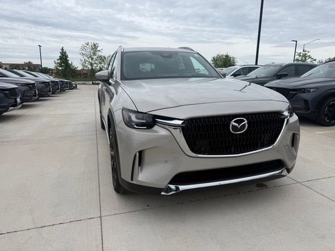 Used 2024 MAZDA CX-90 Plug-In Hybrid w/ Premium Plus AWD/4WD image 2
