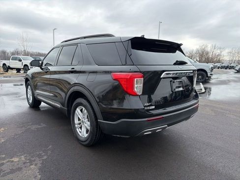 Used 2020 Ford Explorer XLT w/ Equipment Group 202A image 14