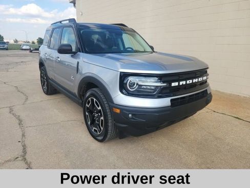 Used 2021 Ford Bronco Sport Outer Banks w/ Outer Banks Package (96D) image 4