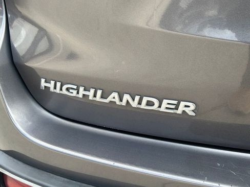 Used 2019 Toyota Highlander Limited image 13