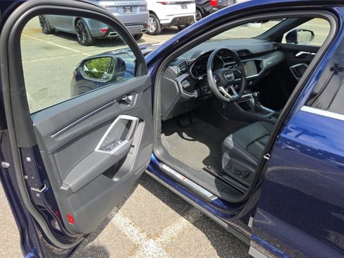 Used 2025 Audi Q3 2.0T Premium AWD/4WD image 10