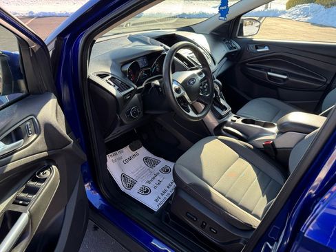 Used 2015 Ford Escape SE image 18
