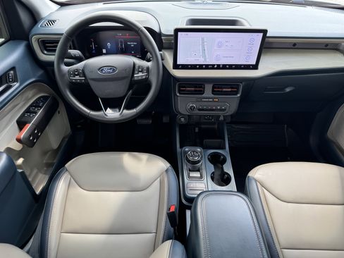 Used 2025 Ford Maverick Lariat AWD/4WD image 13