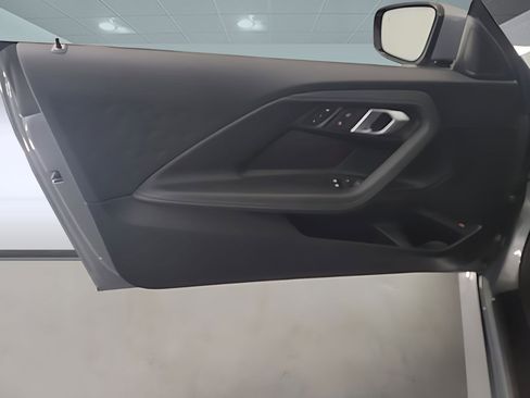 Used 2025 BMW 230i Coupe w/ Premium Package image 5