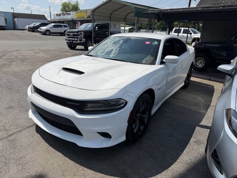 Used 2019 Dodge Charger R/T w/ Driver Confidence Group RWD image 3