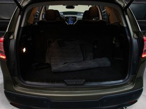 Used 2024 Subaru Ascent Premium w/ Convenience Package image 20
