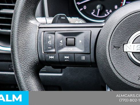 Used 2024 Nissan Rogue S FWD image 26