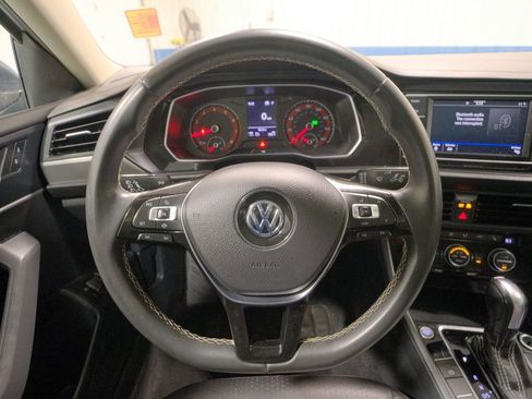 Used 2021 Volkswagen Jetta SE image 30