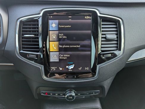 Used 2018 Volvo XC90 T6 Momentum w/ Convenience Package image 13